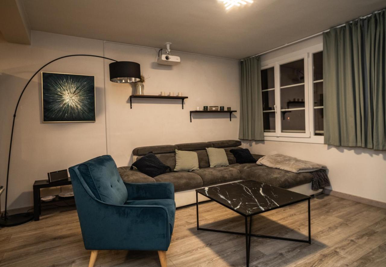 Joli T2 Proche Du Metro Avec Vue Tour Eiffel Appartement Issy-les-Moulineaux Buitenkant foto