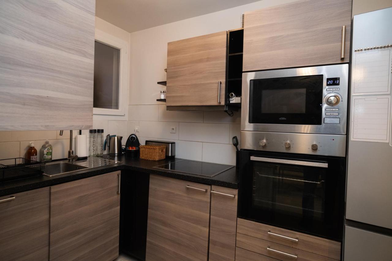 Joli T2 Proche Du Metro Avec Vue Tour Eiffel Appartement Issy-les-Moulineaux Buitenkant foto