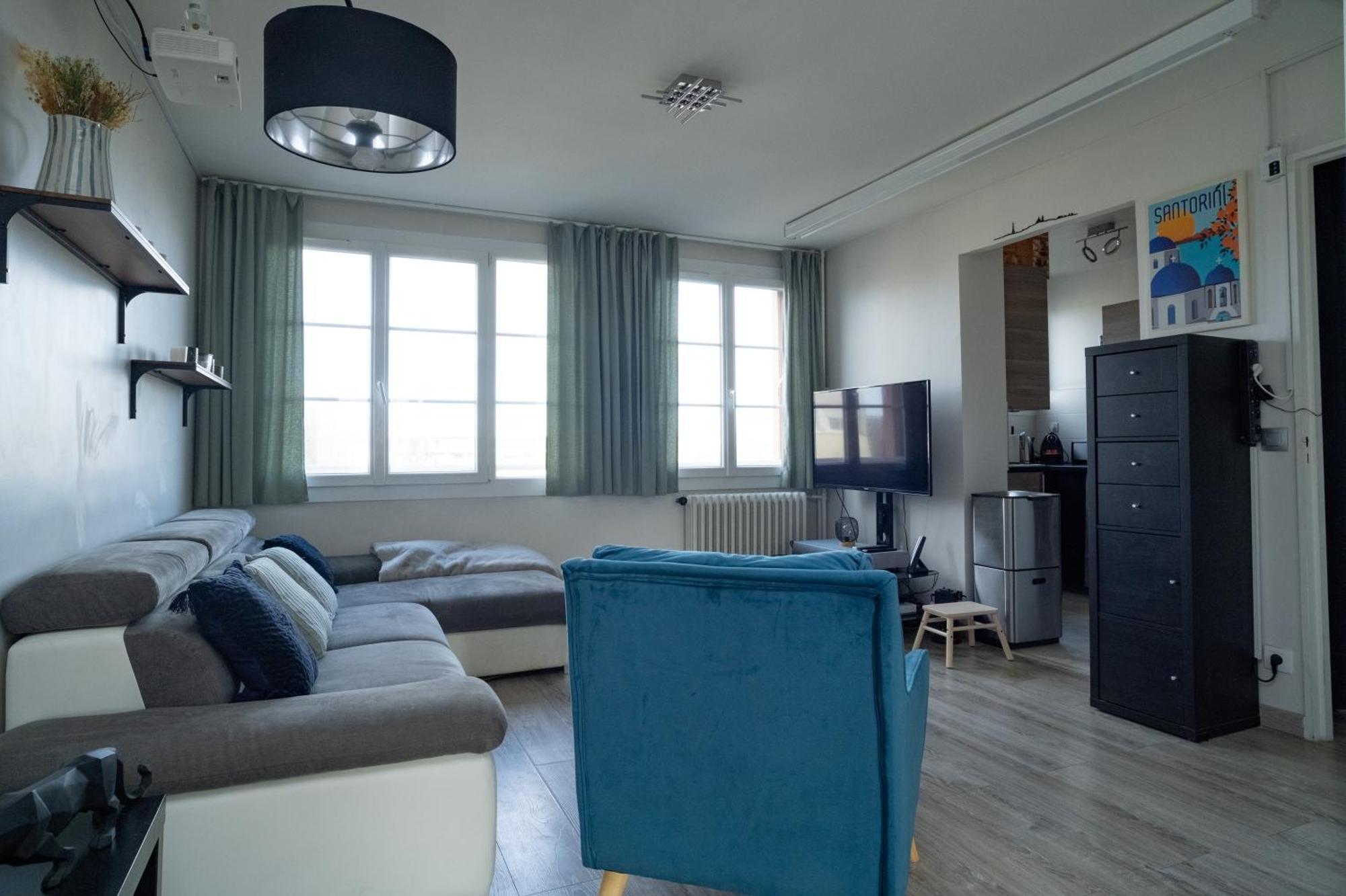 Joli T2 Proche Du Metro Avec Vue Tour Eiffel Appartement Issy-les-Moulineaux Buitenkant foto